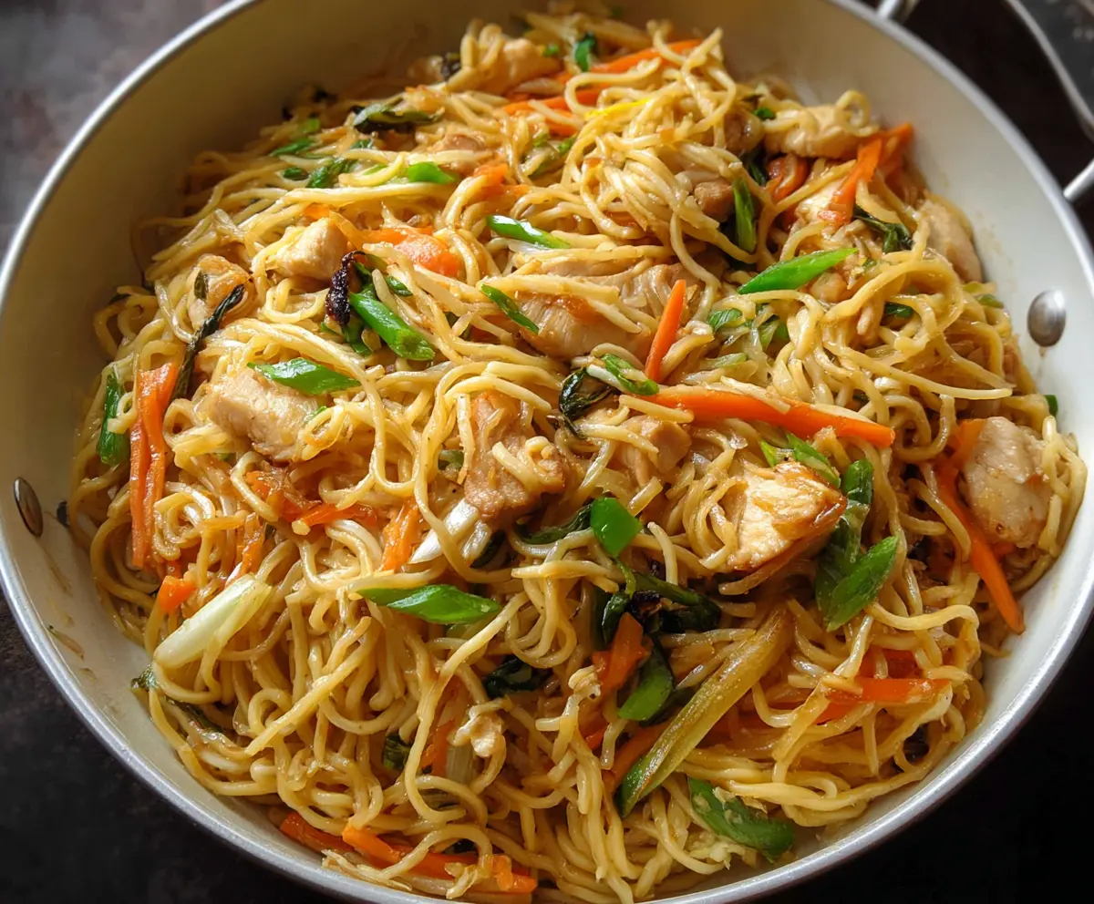 Easy Chicken Chow Mein Recipe